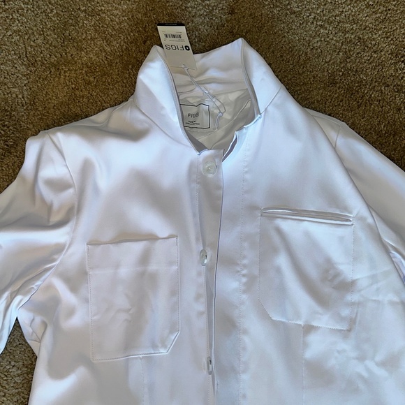 Figs Men’s Bass Dental Lab Coat - Picture 8 of 8